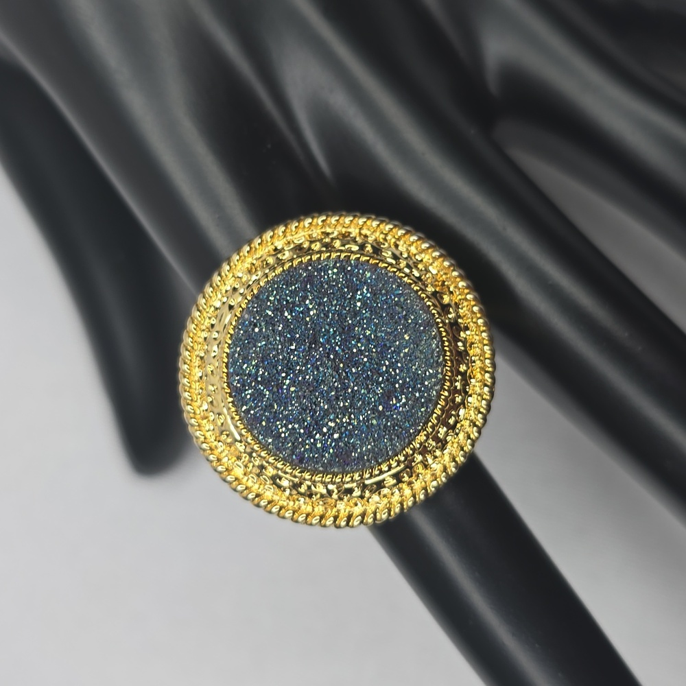 Heng Nai - Blue druzy goldtone ring size 5 - Picture 2 of 4